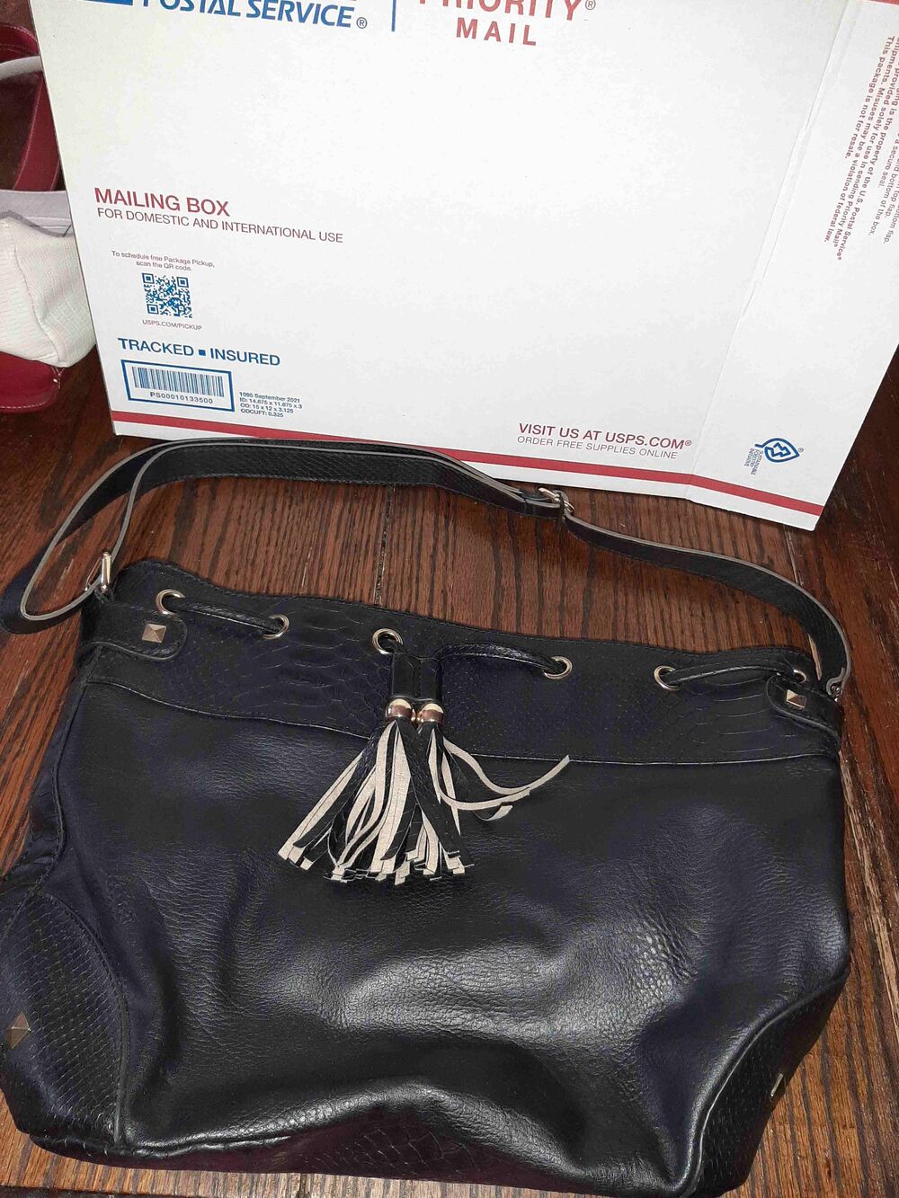 Apt 9 Kohls Black Hobo Purse Handbag Bag Satchel  Adjustable Shoulder Strap